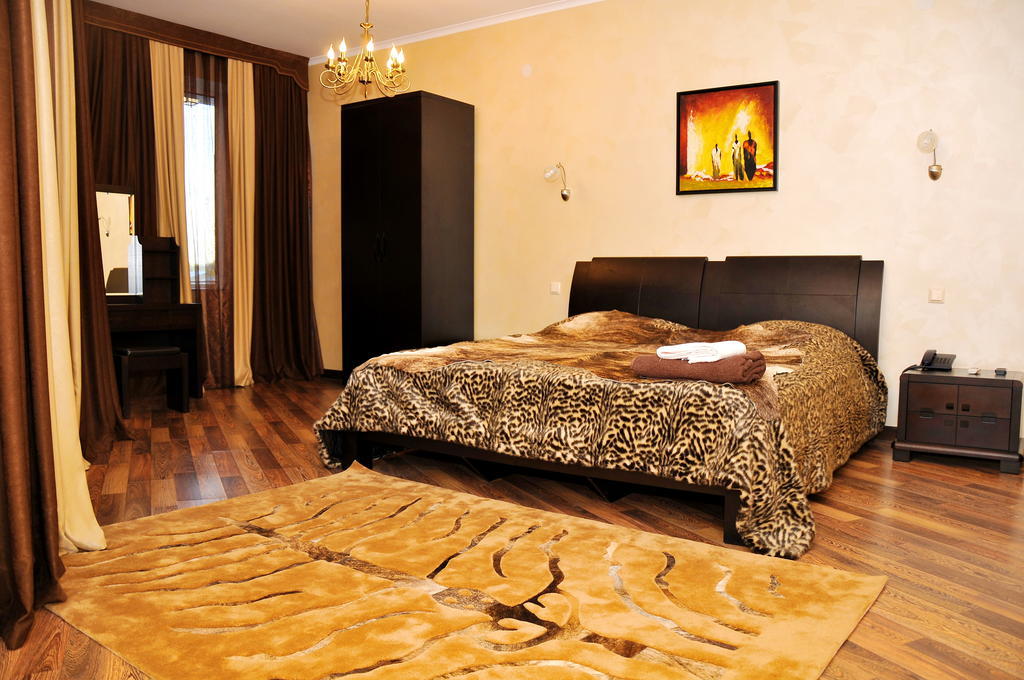 Totem Hotel Шимкент Екстериор снимка